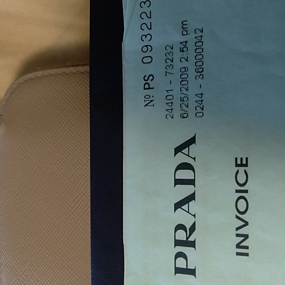 BEAUTIFUL PRADA SAFFIANO LEATHER FULL SIZE WALLET BEIGE COLOR W/ FRONT BOW - Picture 14 of 14